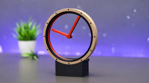 [COT3318] Floating Clock