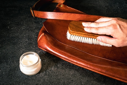 [LBP1170] Leather Cleaning Kit